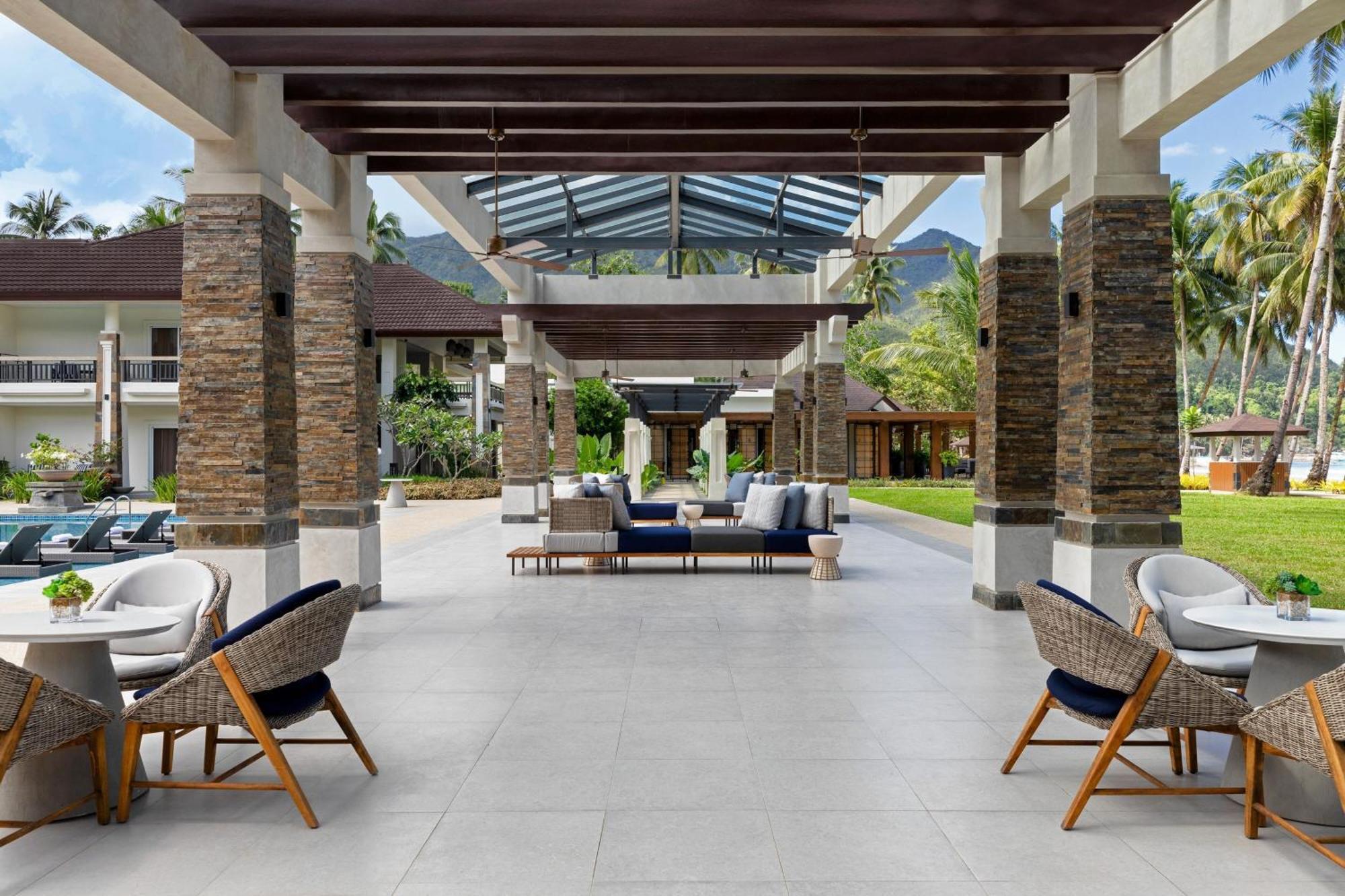 Four Points By Sheraton Palawan Puerto Princesa Exteriör bild