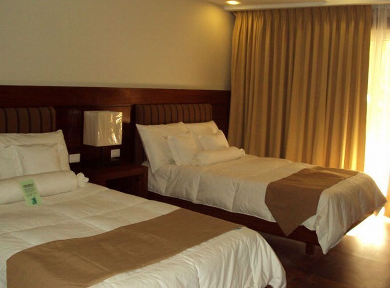 Four Points By Sheraton Palawan Puerto Princesa Exteriör bild