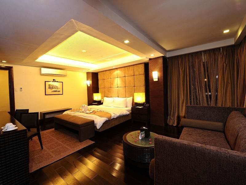 Four Points By Sheraton Palawan Puerto Princesa Exteriör bild
