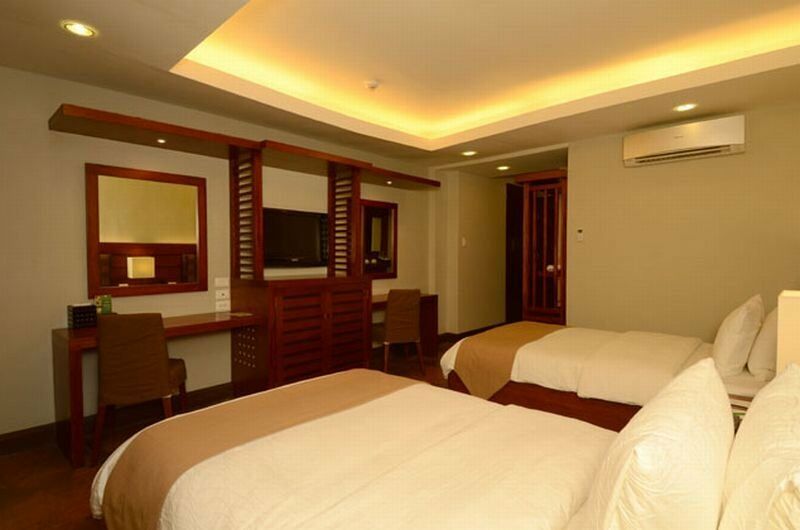 Four Points By Sheraton Palawan Puerto Princesa Exteriör bild